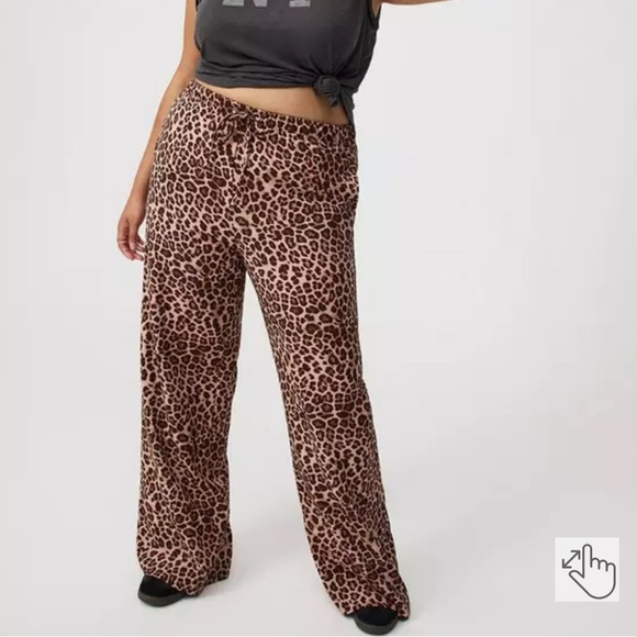 Leopard Print Pants - Picture 2 of 2